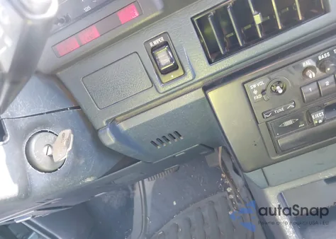 1990 Subaru Loyale from USA, damaged, VIN JF2AN52B8LF412798